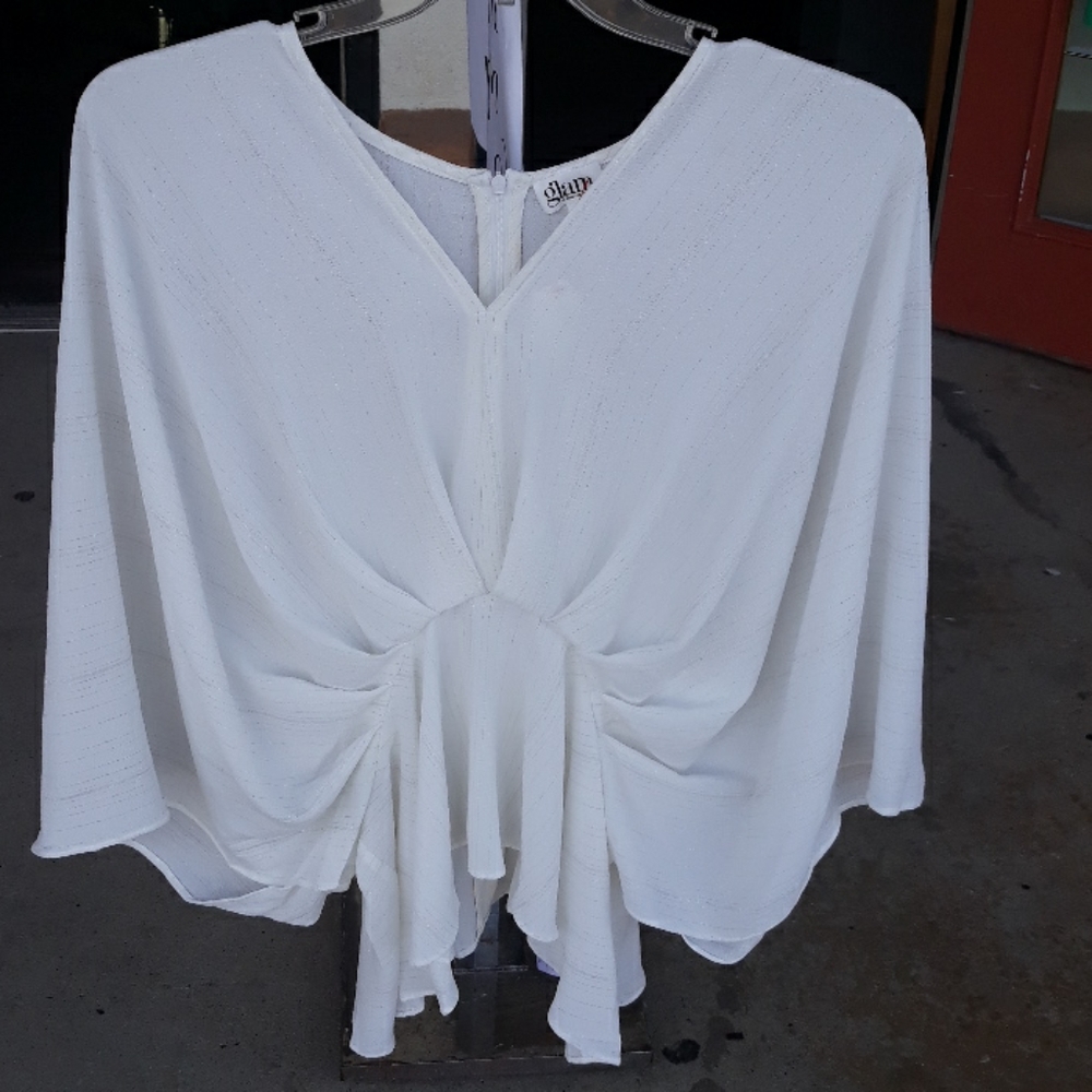 White blouse glam size large